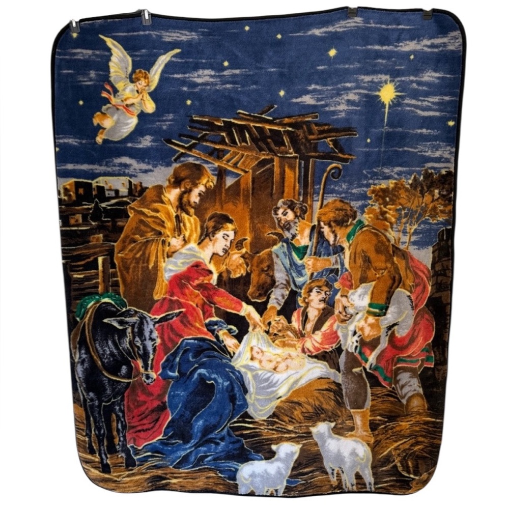 The Northwest Company Vintage Nativity Scene Plush Throw Blanket – 59” x 49”‎